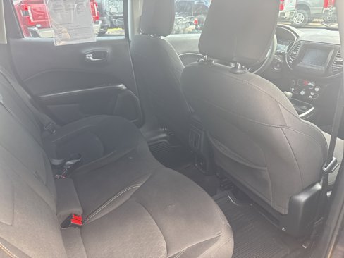 Used 2021 Jeep Compass Sport image 23
