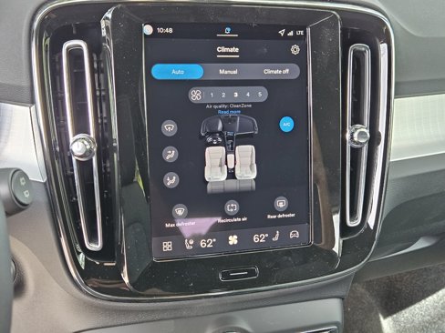 New 2026 Volvo XC40 B5 Core image 27