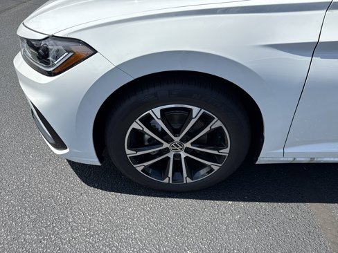 New 2025 Volkswagen Jetta Sport image 8