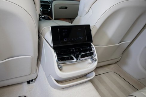 Used 2021 Bentley Flying Spur W12 image 51