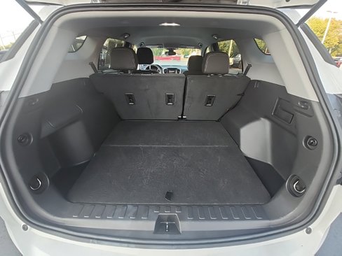 Certified 2024 GMC Terrain SLE image 23
