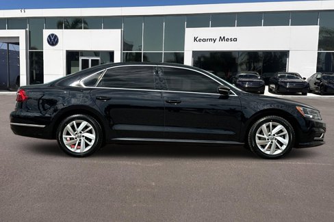 Used 2018 Volkswagen Passat 2.0T SE image 3