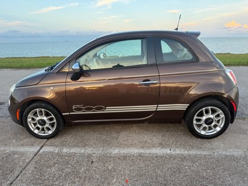 Used 2014 FIAT 500 Pop image 2