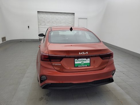 Used 2023 Kia Forte LXS image 6