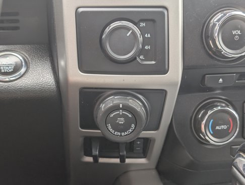 Certified 2017 Ford F150 Lariat image 25