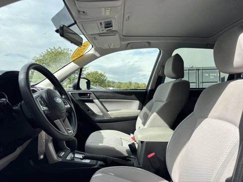 Used 2018 Subaru Forester 2.5i Premium w/ All-Weather Package image 11