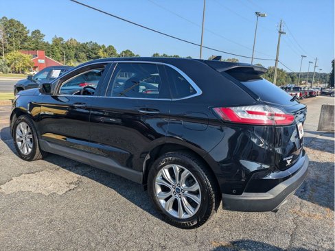 Certified 2019 Ford Edge Titanium w/ Equipment Group 301A image 11