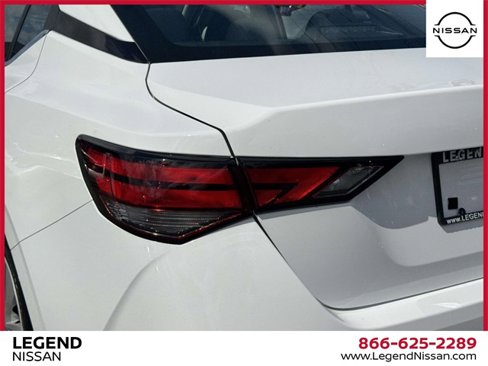 Used 2022 Nissan Sentra S image 11