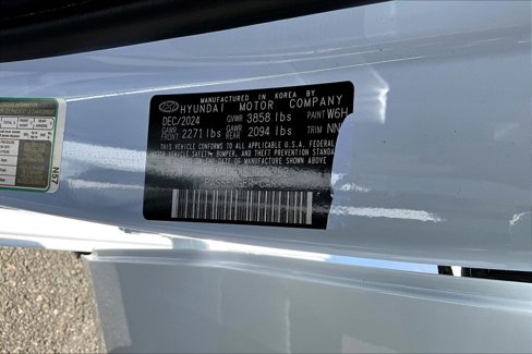 Certified 2025 Hyundai Elantra Sport image 16