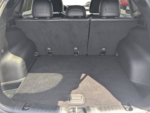 Used 2024 Jeep Compass Latitude image 12
