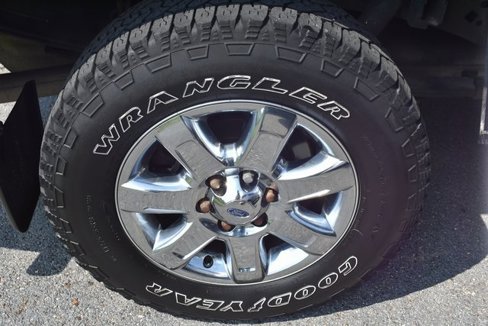 Used 2013 Ford F150 XLT w/ XTR Pkg image 33