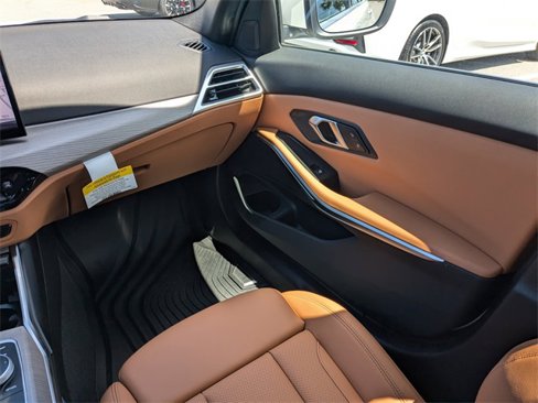 New 2025 BMW 330i Sedan w/ Premium Package image 16