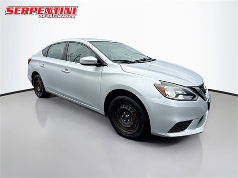 Used 2016 Nissan Sentra SV image 5