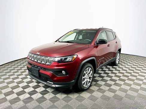 Used 2022 Jeep Compass Latitude image 5