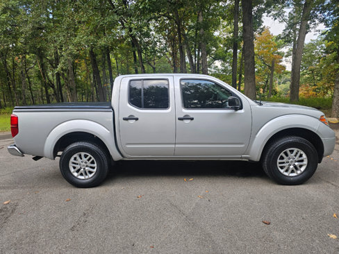 Used 2016 Nissan Frontier SV image 4