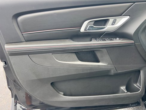 Used 2012 GMC Terrain SLE w/ LPO, Chrome Package image 10