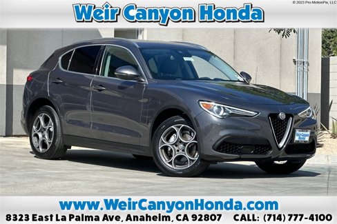 Used 2018 Alfa Romeo Stelvio Sport w/ Cold Weather Package image 1