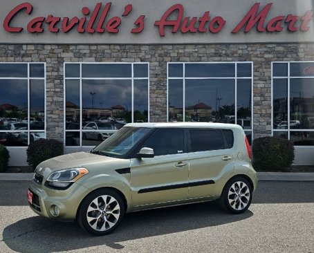 Used 2013 Kia Soul ! w/ Premium Pkg image 1