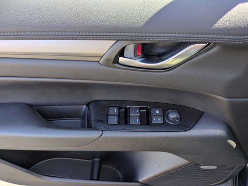 Used 2018 MAZDA CX-5 Touring w/ Preferred Equipment Package image 8