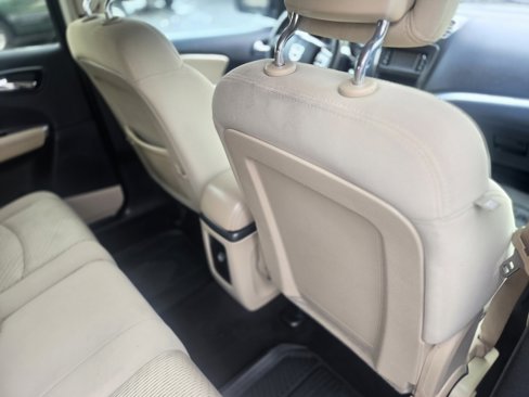 Used 2013 Dodge Journey SXT w/ Flexible Seating Group image 25