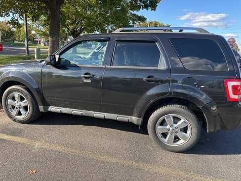 Used 2011 Ford Escape Limited w/ 302A Rapid Spec Order Code image 5