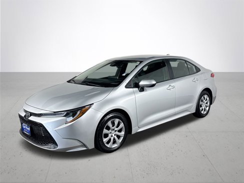 Used 2020 Toyota Corolla LE image 2