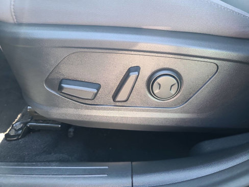 Used 2023 Hyundai Santa Cruz SEL image 13