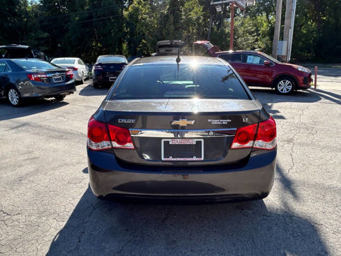 Used 2014 Chevrolet Cruze LT image 11