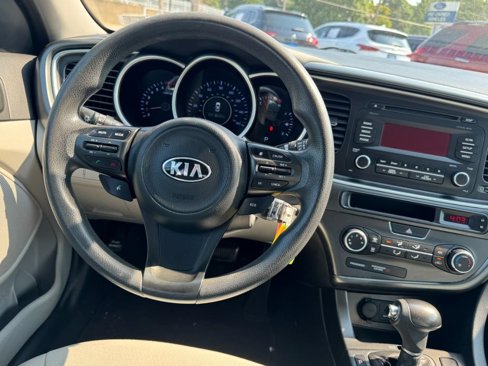 Used 2015 Kia Optima LX image 12