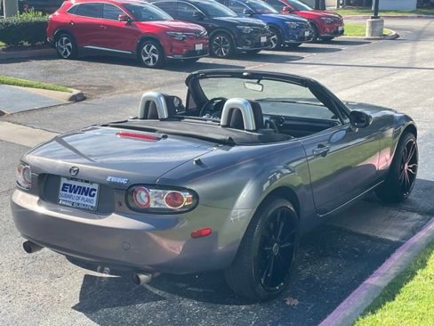 Used 2008 MAZDA MX-5 Miata Touring image 20