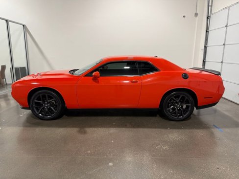 Used 2021 Dodge Challenger SXT w/ Blacktop Package image 8