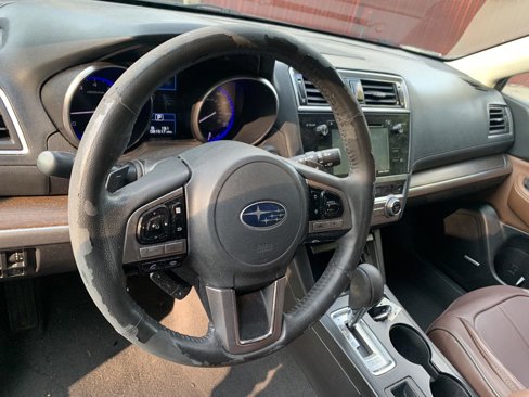 Used 2017 Subaru Outback 3.6R Touring image 9