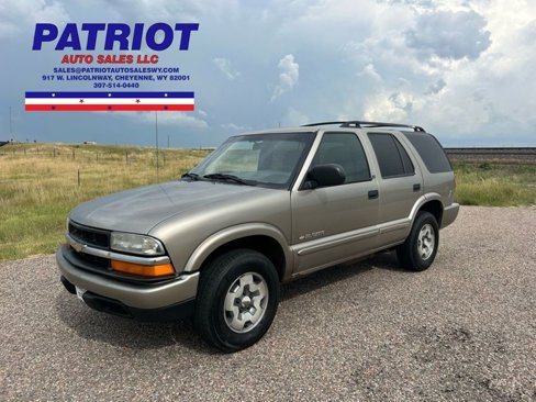 Used 2002 Chevrolet Blazer LS w/ Preferred Equipment Group image 1
