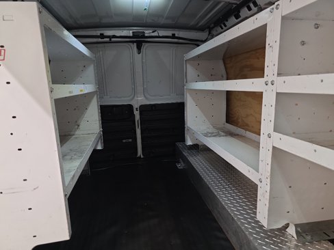 Used 2018 Chevrolet Express 3500 w/ Driver Convenience Package image 10