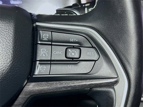 Certified 2022 Jeep Grand Cherokee L Limited image 28