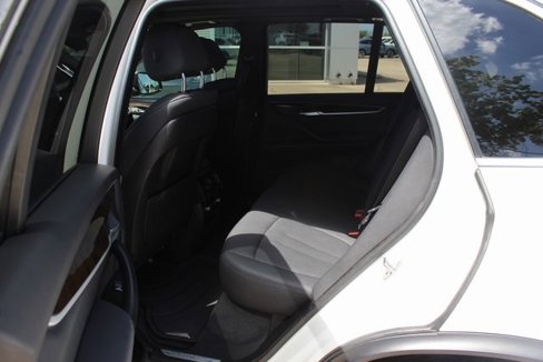 Used 2018 BMW X5 sDrive35i w/ Premium Package image 16