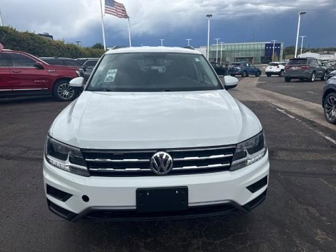 Used 2020 Volkswagen Tiguan S image 2