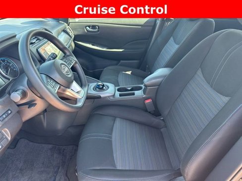 Used 2024 Nissan Leaf S image 9