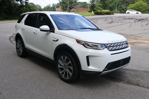Used 2020 Land Rover Discovery Sport SE image 10