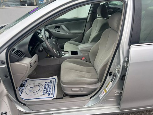 Used 2007 Toyota Camry XLE image 9
