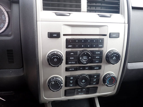 Used 2010 Ford Escape XLT image 26