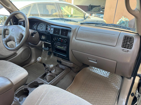 Used 2002 Toyota Tacoma 4x4 Regular Cab image 21