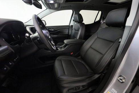 Used 2020 GMC Acadia SLT w/ Driver Alert Package II image 21