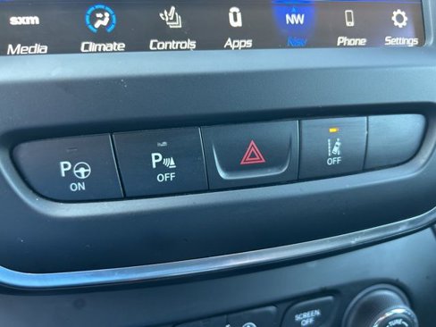Used 2023 Jeep Cherokee Altitude Lux image 21