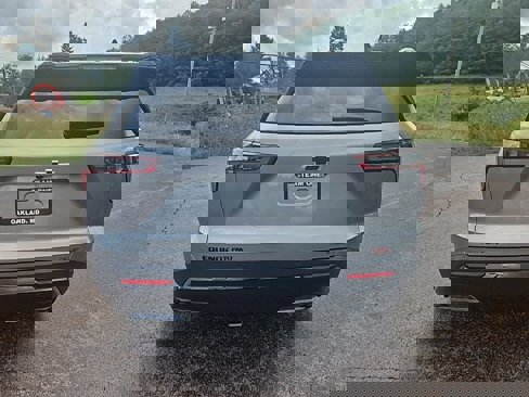 New 2026 Chevrolet Equinox RS w/ Convenience Package III image 4
