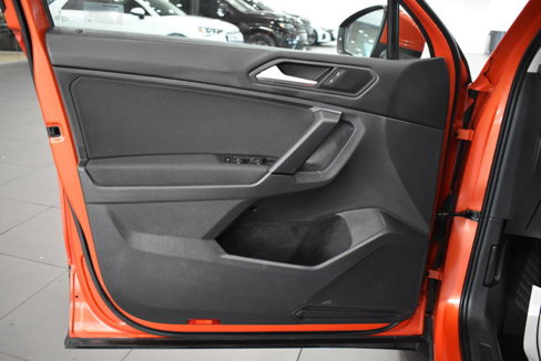 Used 2019 Volkswagen Tiguan S w/ 3rd Row Seat Package image 30