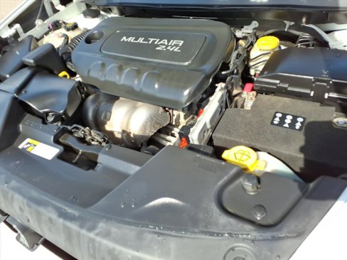Used 2015 Jeep Cherokee Latitude image 18