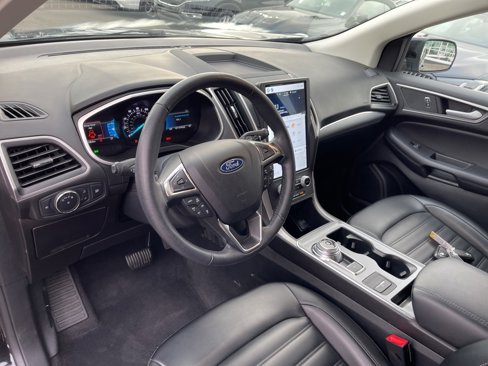 Used 2021 Ford Edge SEL image 14