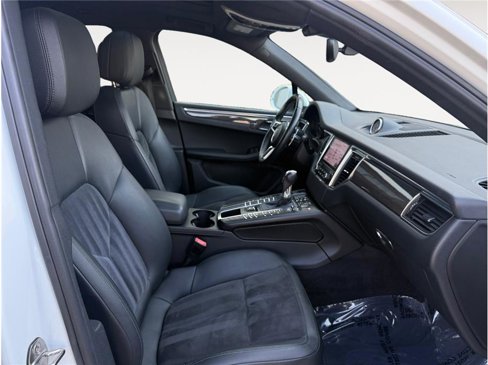 Used 2017 Porsche Macan S image 15