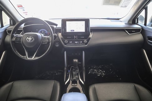 Used 2023 Toyota Corolla Cross XLE image 13